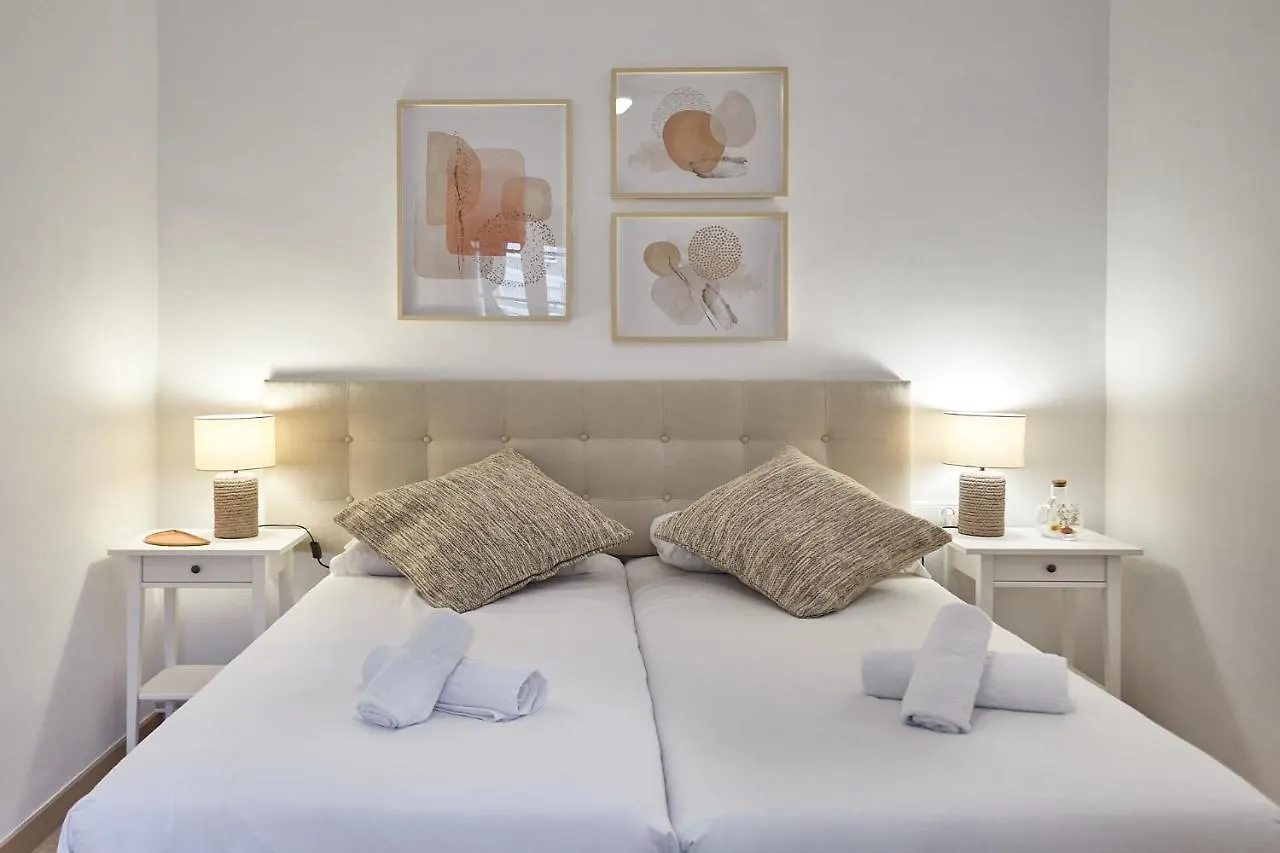 Bbarcelona Calabria Flatアパートメント スペイン